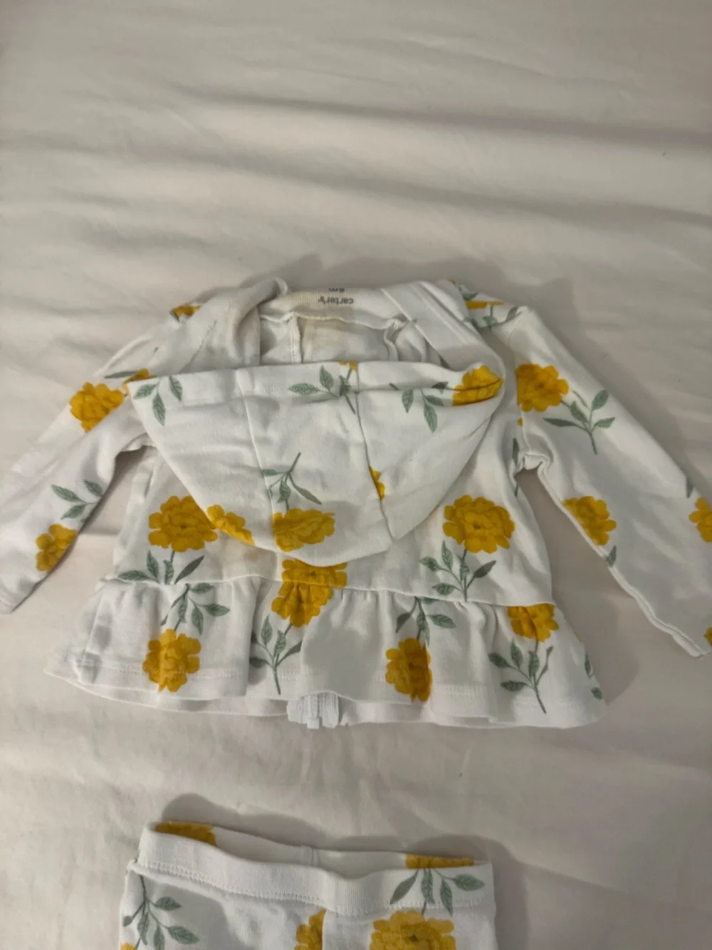 Carter’s Marigold Floral 2-Piece Outfit Set | 6 Months